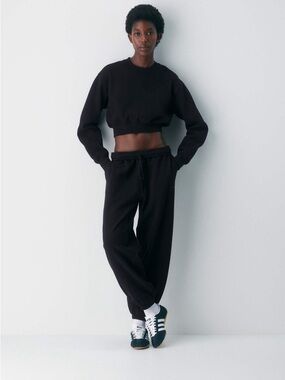 TNA/Aritzia Cozy Fleece Mega Joggers